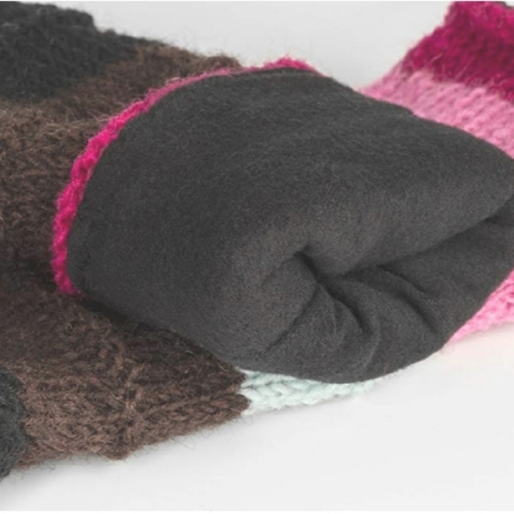 SUPER CUTE BOHO FINGERLESS GLOVES - Picture 4 of 8